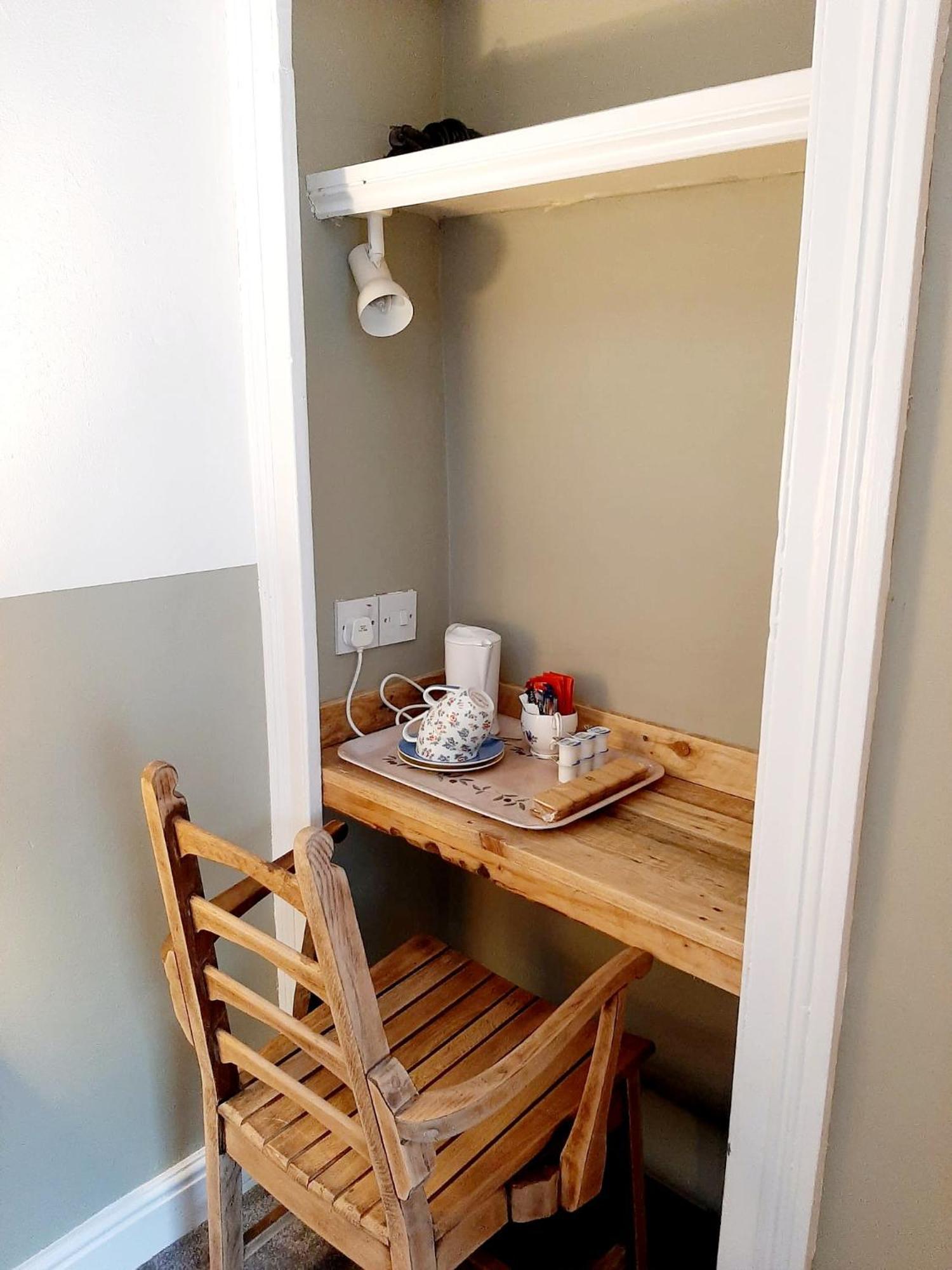 Salisbury Guest House - Free Parking ยอร์ค ภายนอก รูปภาพ
